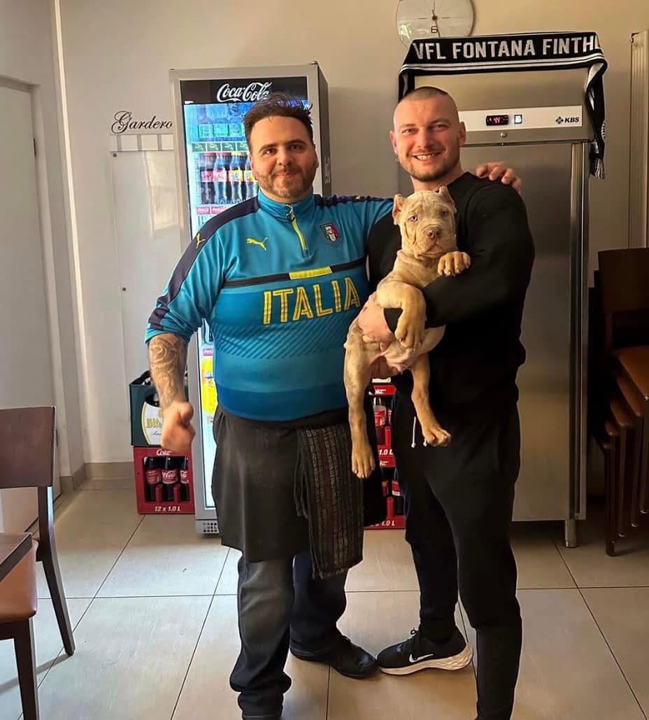Customer photo 10